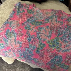 Lily Pulitzer XXL T-shirt vneck